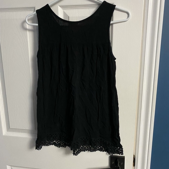 Tank - Picture 2 of 2